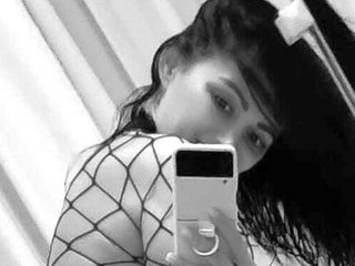 Erotični video klepet Alisshorny