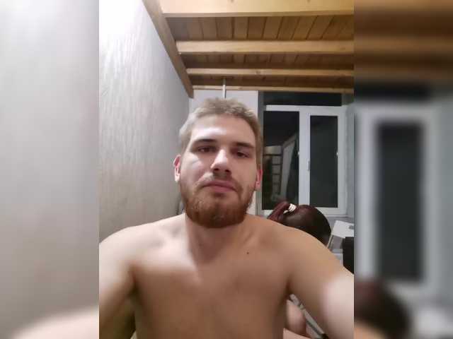 Oddajajo posnetke zaslona ALLA2221