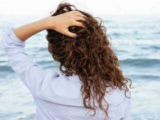 Erotični video klepet Allison-Argent18