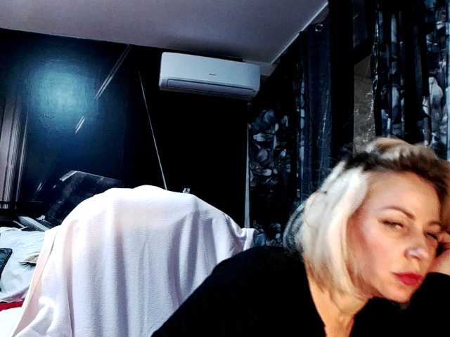 Oddajajo posnetke zaslona Almadirtty