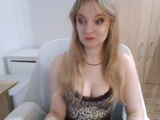 Erotični video klepet AlmaNatural