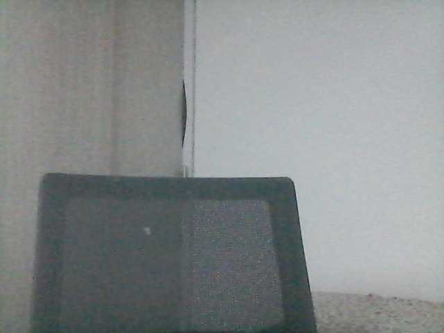 Oddajajo posnetke zaslona alondrahot82