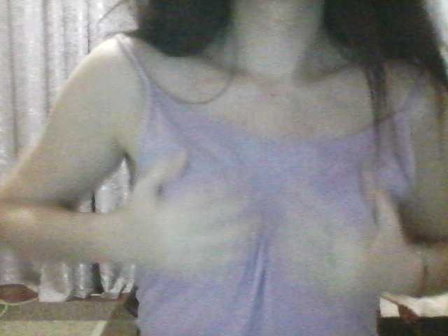 Oddajajo posnetke zaslona AlyssDoris