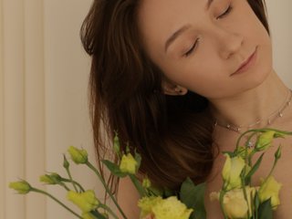 Erotični video klepet Alythea