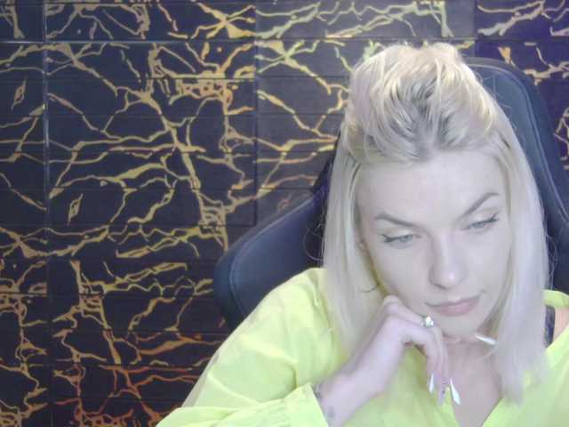 Oddajajo posnetke zaslona AmazingEy3sx