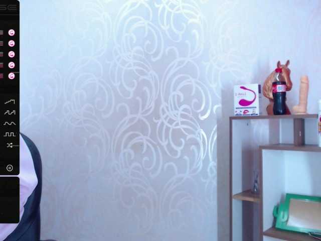 Oddajajo posnetke zaslona Amelia-Grant