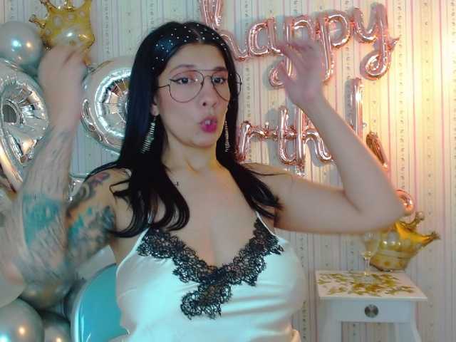 Oddajajo posnetke zaslona AmelithNoir