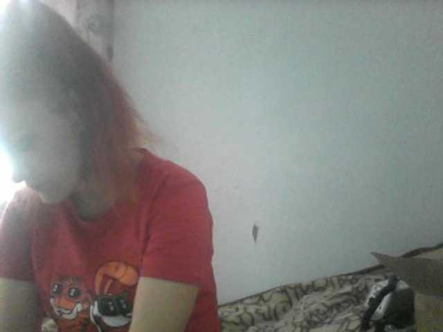 Oddajajo posnetke zaslona ameliyastarkX