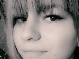 Erotični video klepet amitielxxd