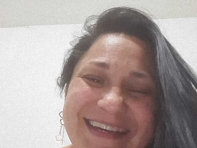 Oddajajo posnetke zaslona AmyAyrton