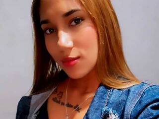 Erotični video klepet AmyHillss1