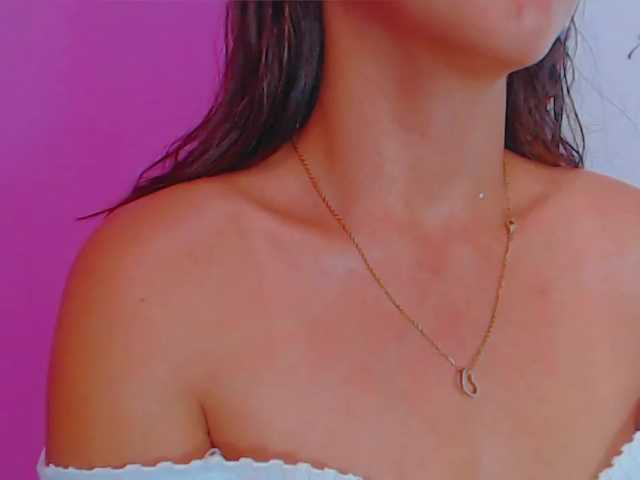 Oddajajo posnetke zaslona AmyRoberts2