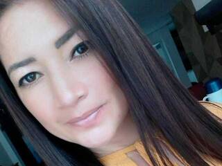 Erotični video klepet Anaii-mdl