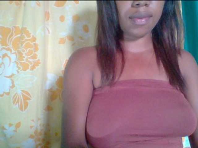 Oddajajo posnetke zaslona Andhy-1