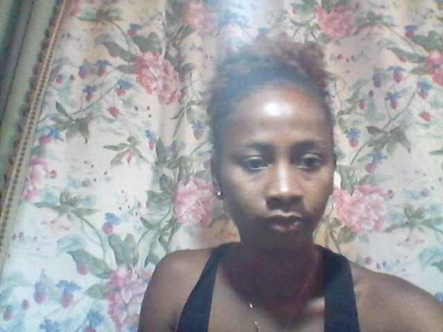 Oddajajo posnetke zaslona Andreaxs