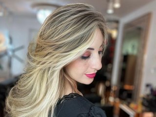 Erotični video klepet AndreinaSuann