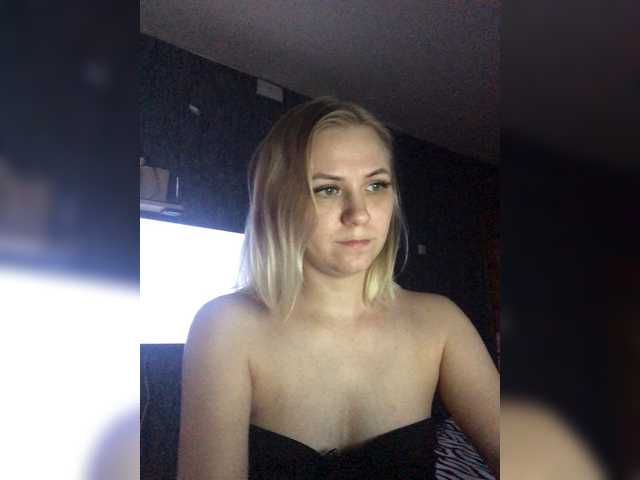 Oddajajo posnetke zaslona Anet-meri