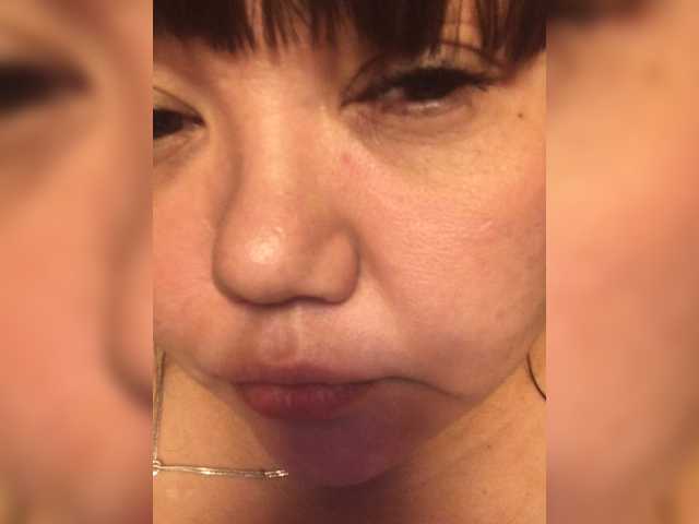 Oddajajo posnetke zaslona AngelDenis777