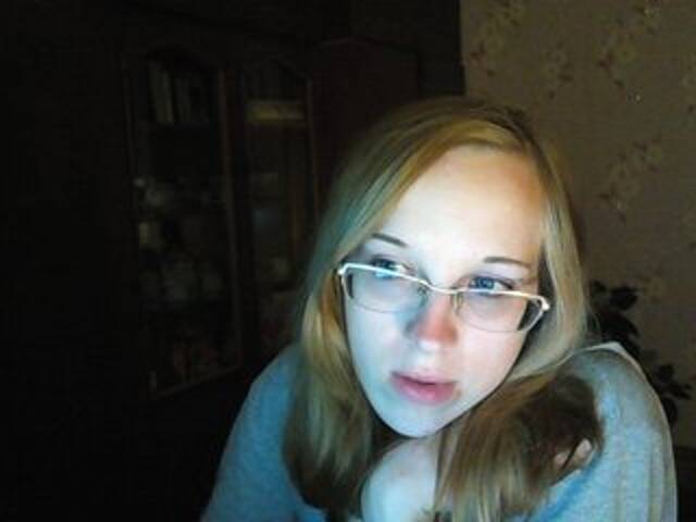 Oddajajo posnetke zaslona Angelpussy1