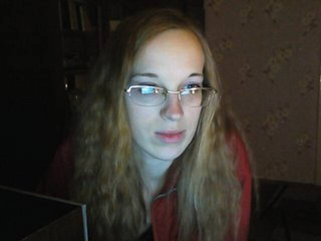 Oddajajo posnetke zaslona Angelpussy1