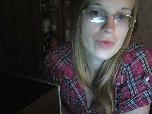 Oddajajo posnetke zaslona Angelpussy1