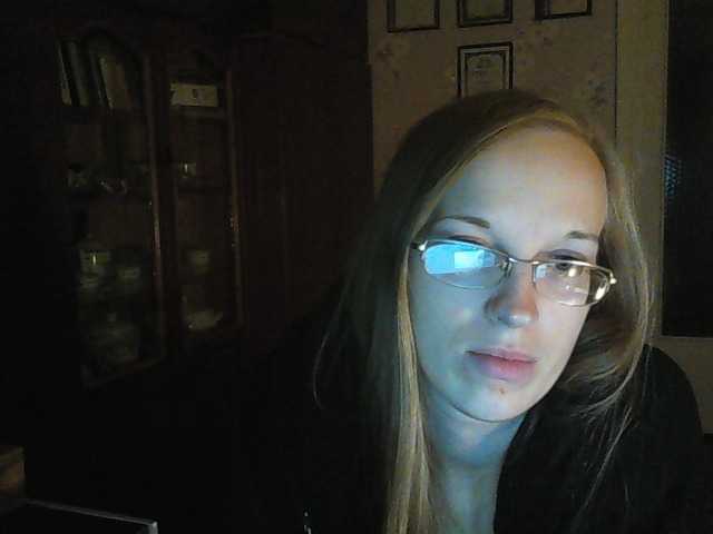 Oddajajo posnetke zaslona Angelpussy1