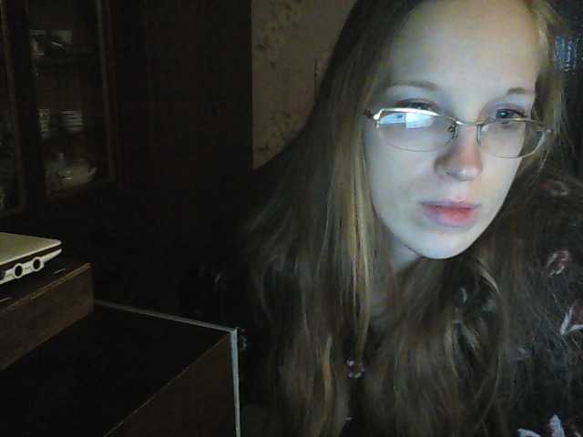 Oddajajo posnetke zaslona Angelpussy1