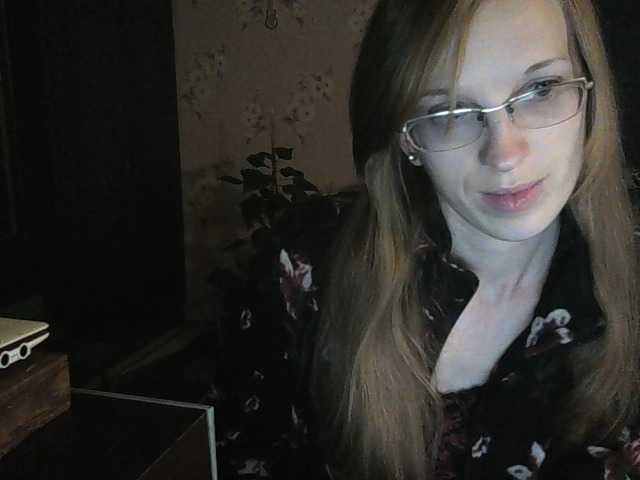 Oddajajo posnetke zaslona Angelpussy1