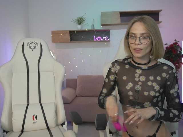 Oddajajo posnetke zaslona AngieNatasha054