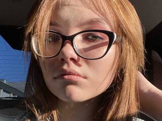 Erotični video klepet Anime-girl