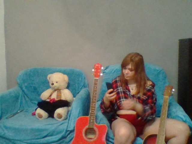 Oddajajo posnetke zaslona AnitaBunny