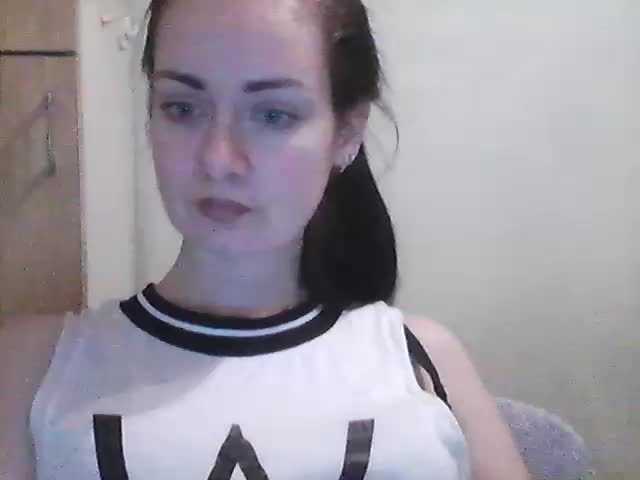 Oddajajo posnetke zaslona AnitAbuuM