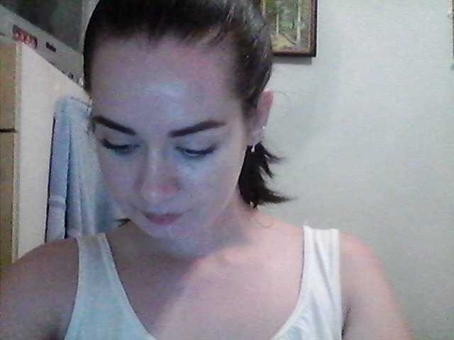 Oddajajo posnetke zaslona AnitAbuuM