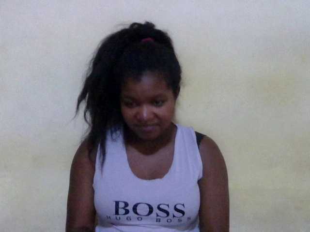 Oddajajo posnetke zaslona Annah7