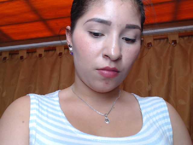 Oddajajo posnetke zaslona annaishalatin