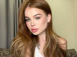 Erotični video klepet AnnBarbie