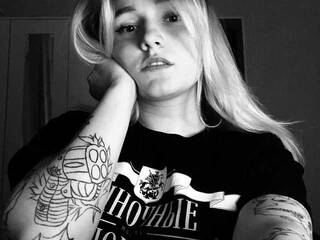 Erotični video klepet Annowa