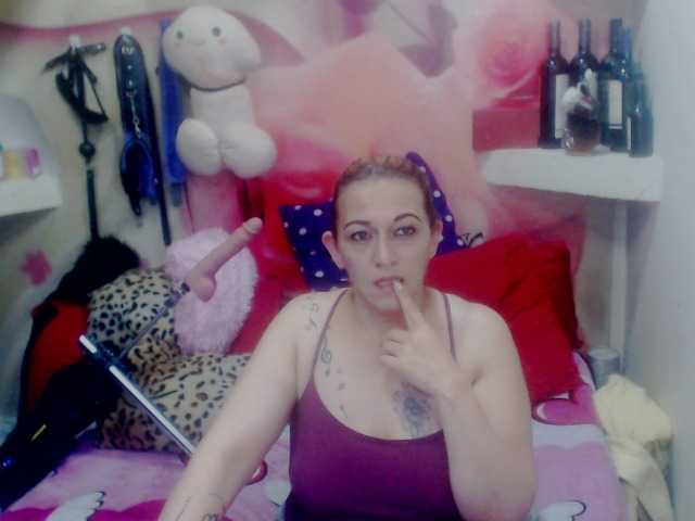 Fotografije annysalazar I want to premiere my new toy come help me achieve my goal 100 tokens For every 3 tokens vibration ultra long let's have me wet