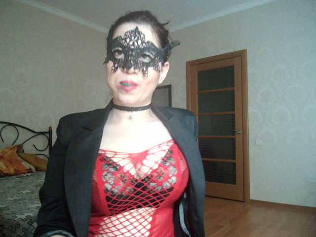 Fotografije Anti-sexs Hello, Handsome! My name is Camille) I want to dream of you every night in erotic dreams....Stay in my chat and show me how generous, passionate and hot you are....