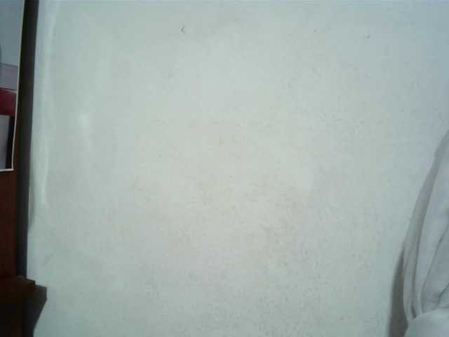 Oddajajo posnetke zaslona aprilpeyton