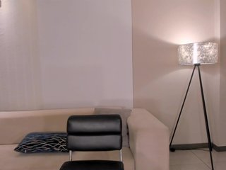 Erotični video klepet ArianaMonroe
