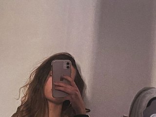 Erotični video klepet AriellaFerr00