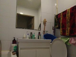 Erotični video klepet Arlisaac