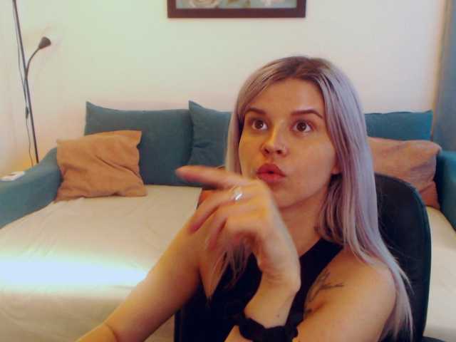 Fotografije AryaJolie TOPIC: Hey there guys!! Let's have some fun~ naked strip 444tks, more fun pvt is on, or spin the wheell 199 or 599tks,kisses:*:*~