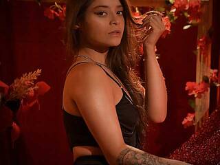 Erotični video klepet AryaLovejoy