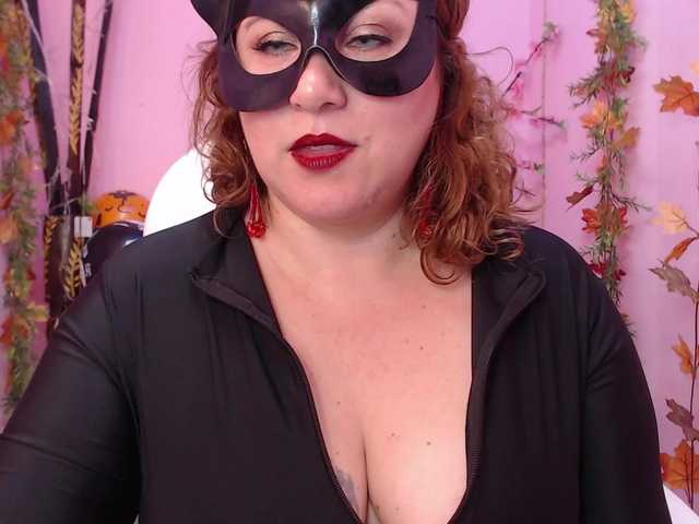 Fotografije Ashley-Zahir i'm in halloween season #squirt #asian #mature #bigboobs #milf