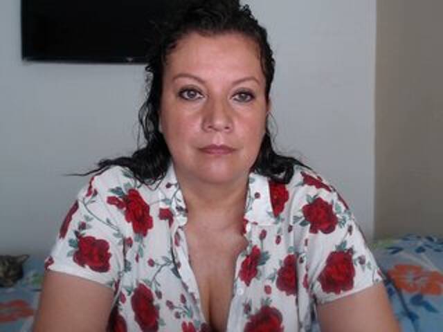 Oddajajo posnetke zaslona Ashleysmithx