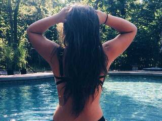 Erotični video klepet ashleyvillaz