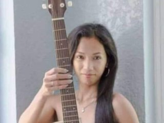 Profilna fotografija AsianKi