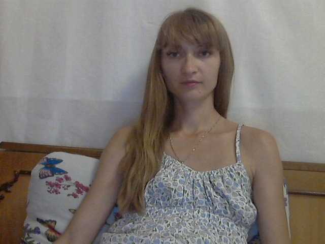 Oddajajo posnetke zaslona AsyaBlond